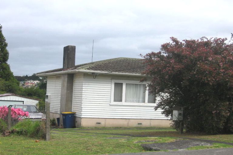 Photo of property in 14 Sunnyfield Crescent, Glenfield, Auckland, 0629