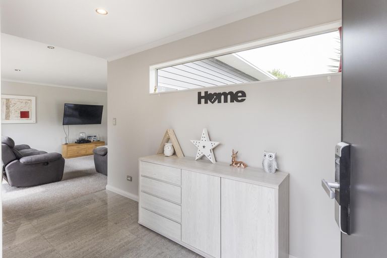 Photo of property in 6a Chelwood Street, Takaro, Palmerston North, 4412