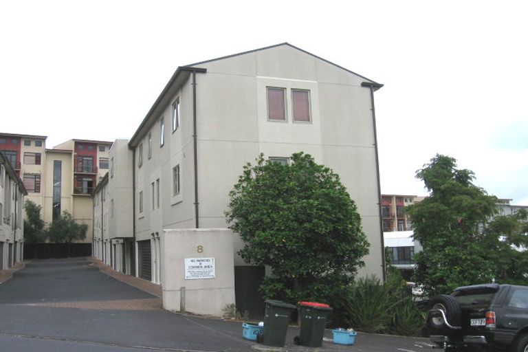 Photo of property in 4/8 Rendall Place, Eden Terrace, Auckland, 1021