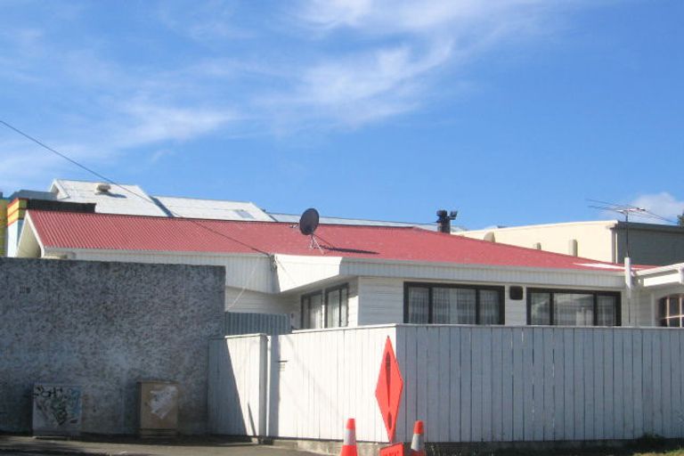 Photo of property in 213 Ohiro Road, Brooklyn, Wellington, 6021