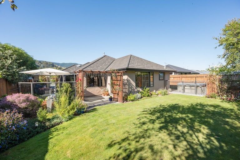 Photo of property in 7 Covent Drive, Stoke, Nelson, 7011