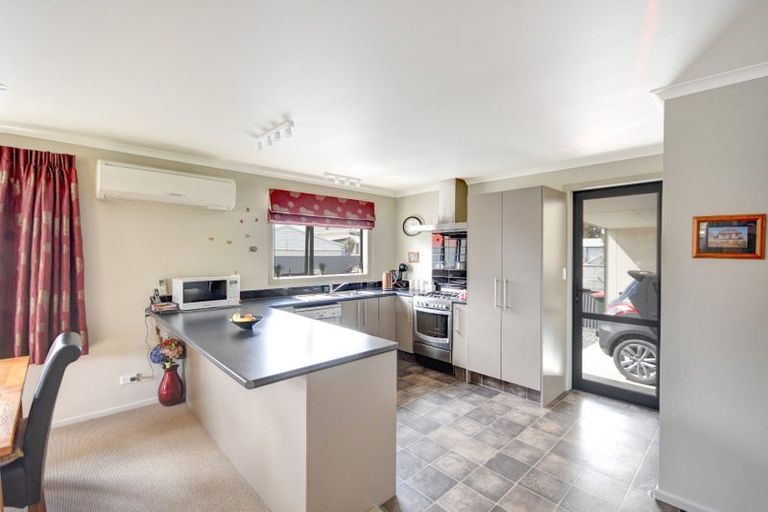 Photo of property in 13 Elderlee Street, Milton, 9220