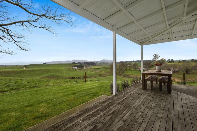 Photo of property in 332 Harwoods Road, Tapapa, Tirau, 3485
