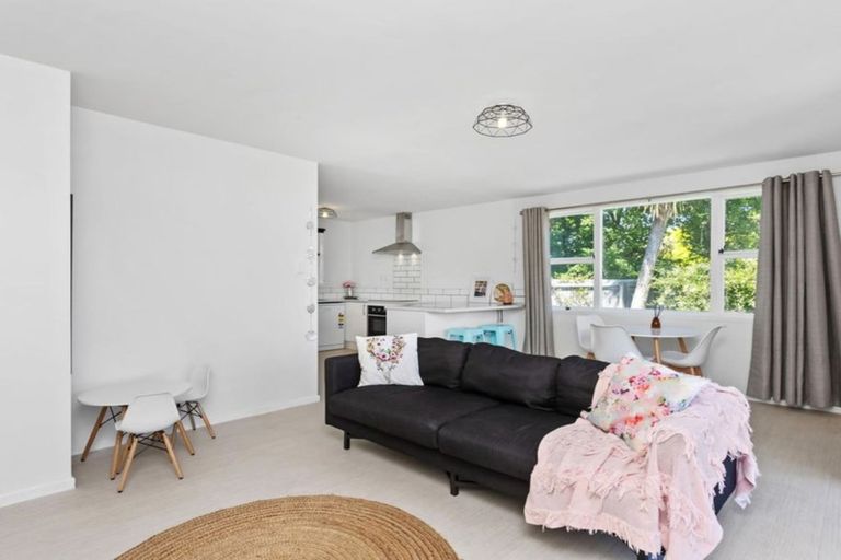 Photo of property in 4/277 Main South Road, Hornby, Christchurch, 8042