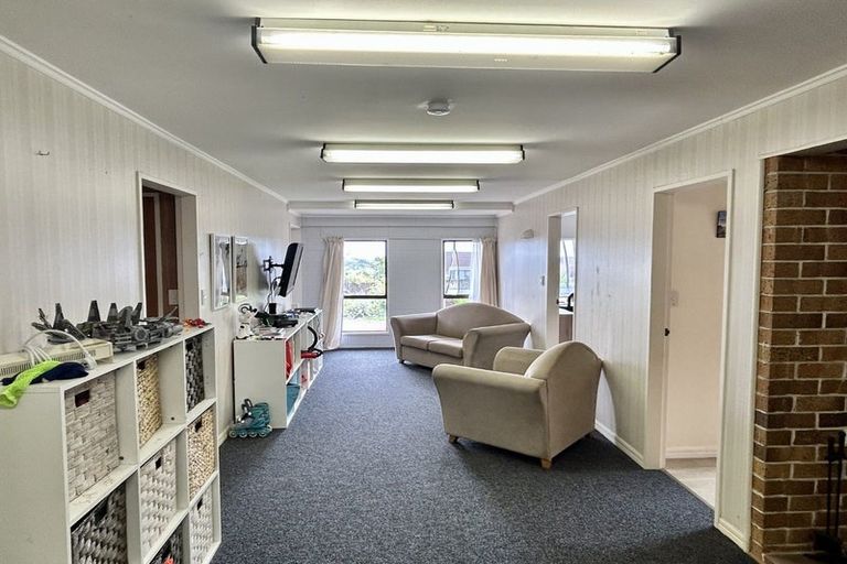 Photo of property in 131 Winara Avenue, Waikanae, 5036