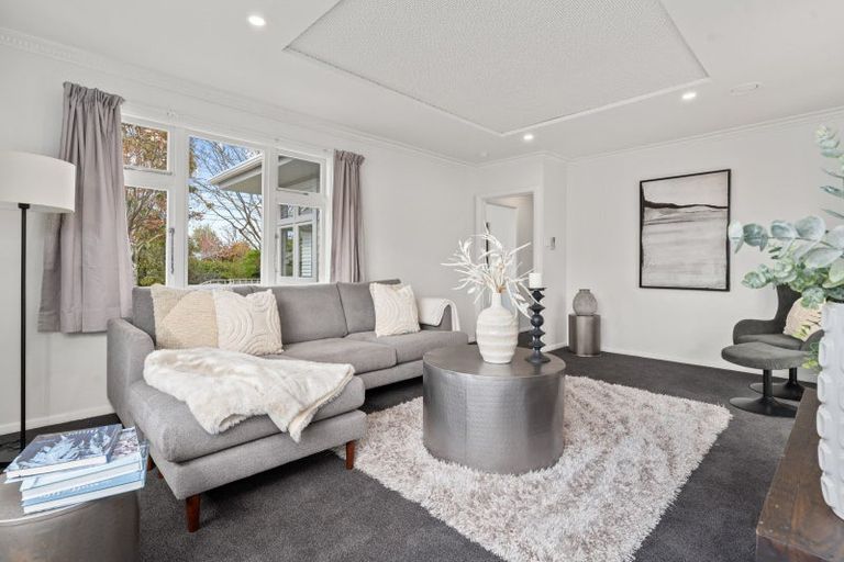 Photo of property in 9 Armstrong Avenue, Carterton, 5713