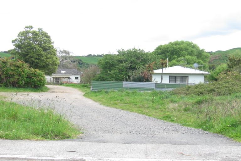Photo of property in 393a State Highway 33, Mourea, Rotorua, 3074