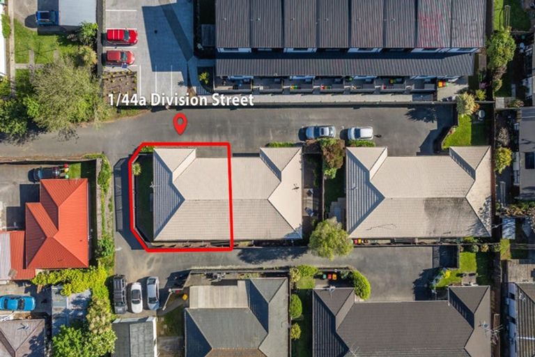 Photo of property in 1/44a Division Street, Riccarton, Christchurch, 8041