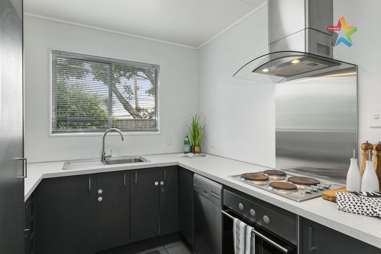 Photo of property in 71c Randwick Crescent, Moera, Lower Hutt, 5010