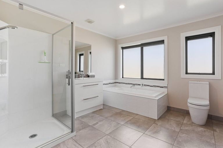 Photo of property in 83 Iris Taylor Avenue, West Melton, 7618