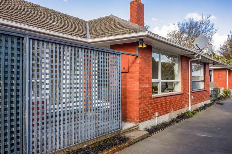 Photo of property in 2/36 Office Road, Merivale, Christchurch, 8014