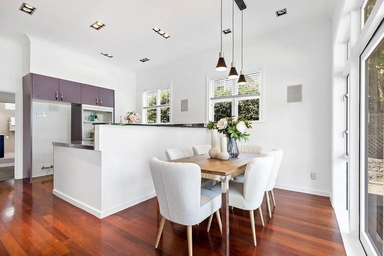 Photo of property in 12 Domain Street, Devonport, Auckland, 0624