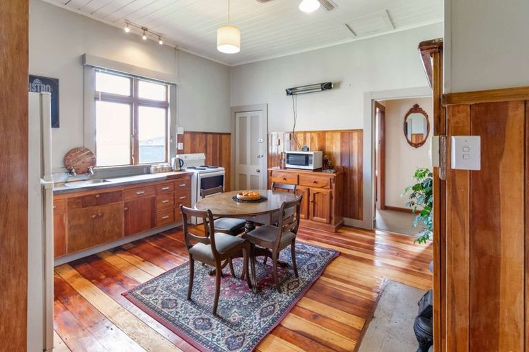 Photo of property in 174 Raeburne Street, Te Awamutu, 3800