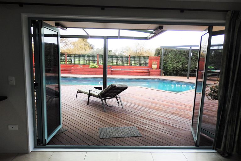 Photo of property in 204 Racecourse Road, Cambridge, 3493