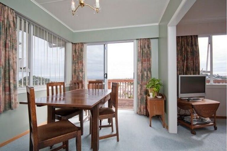 Photo of property in 25 Crownhill Street, Spotswood, New Plymouth, 4310