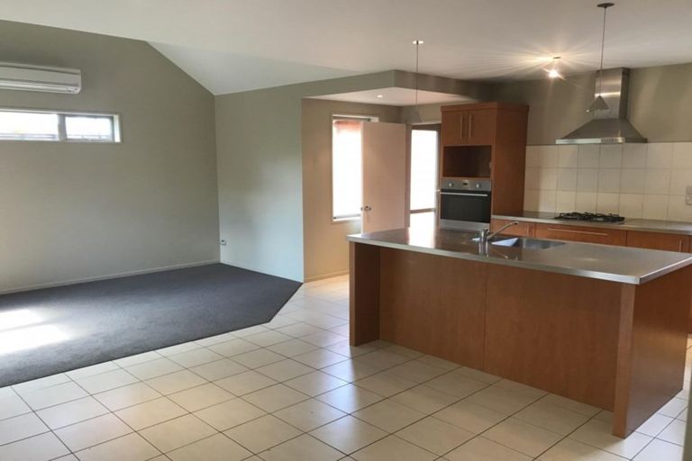 Photo of property in 107 Innes Road, St Albans, Christchurch, 8052