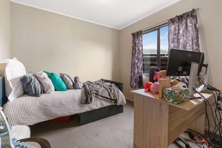 Photo of property in 8 Brough Place, St Andrews, Hamilton, 3200