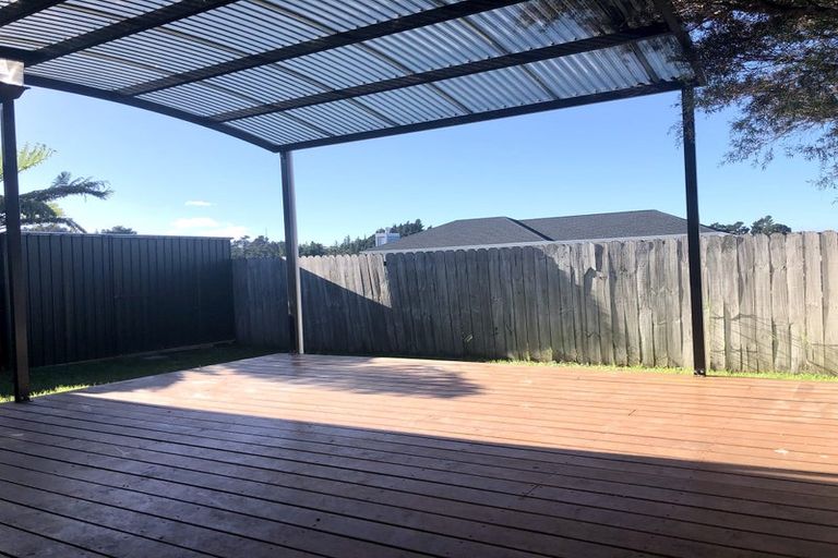 Photo of property in 7 Richard Hill Close, Fairview Heights, Auckland, 0632