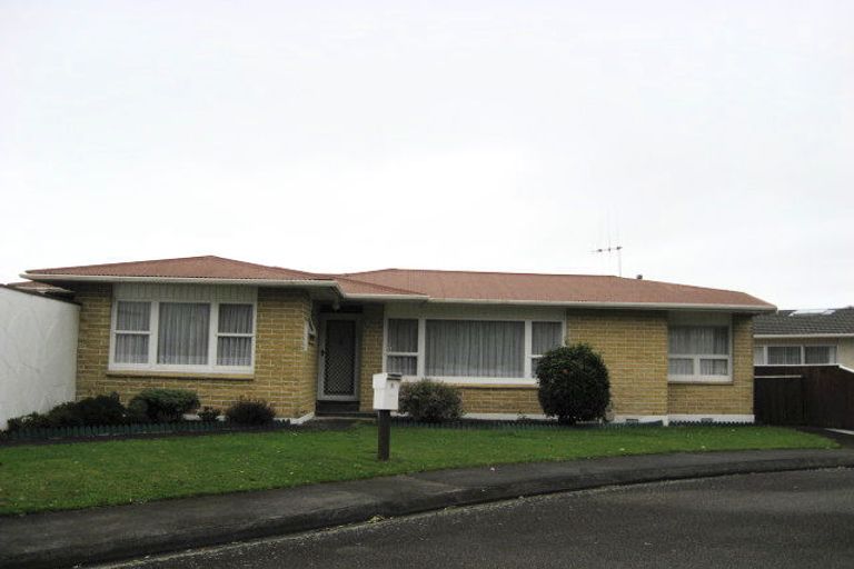 Photo of property in 1 Kowhai Street, Levin, 5510