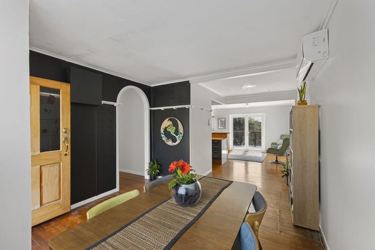 Photo of property in 230 Upper Harbour Drive, Greenhithe, Auckland, 0632