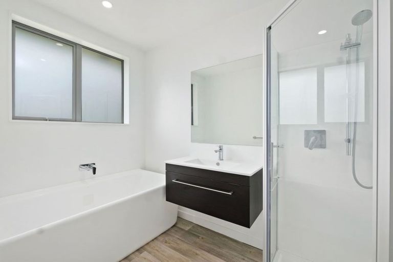 Photo of property in 43 Cheltenham Road, Lower Shotover, Queenstown, 9304