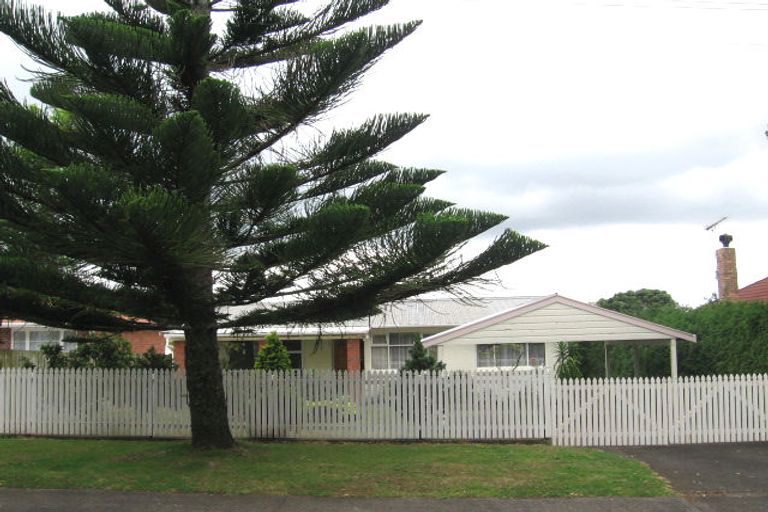 Photo of property in 65 Lynton Road, Mount Wellington, Auckland, 1060
