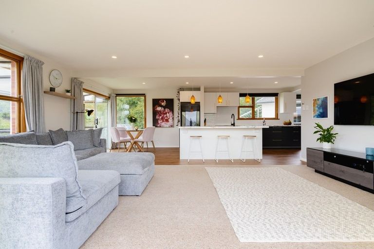 Photo of property in 15 Kinmont Crescent, Kinmont Park, Mosgiel, 9024