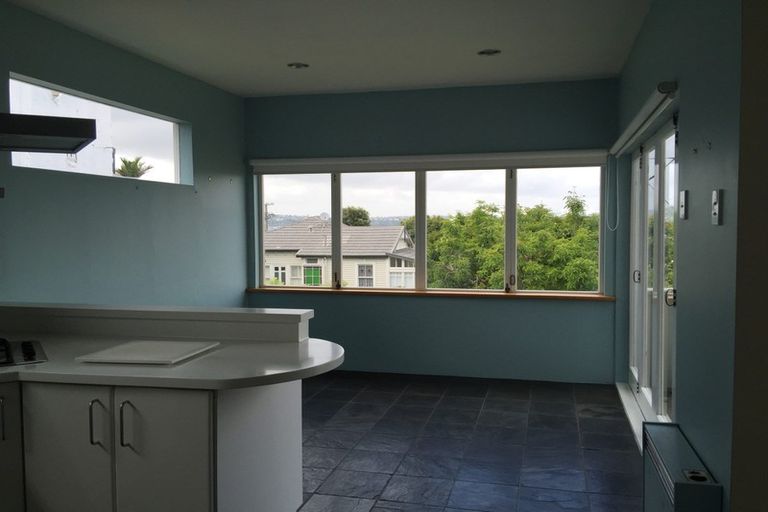 Photo of property in 15 Kerr Street, Devonport, Auckland, 0624