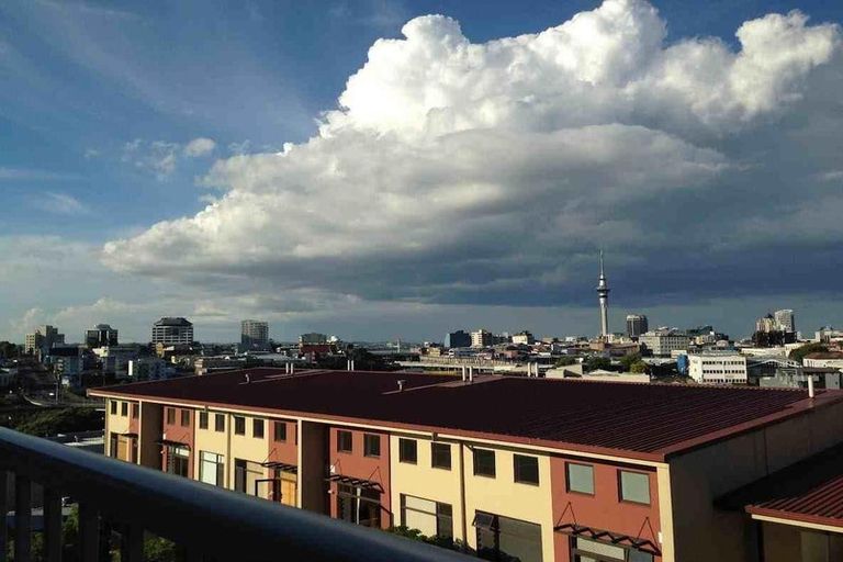 Photo of property in 4b/20 Charlotte Street, Eden Terrace, Auckland, 1021