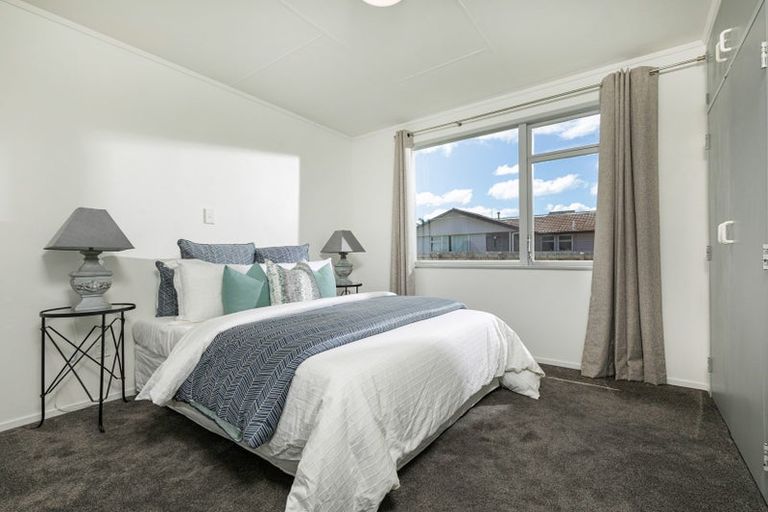 Photo of property in 12 Arthur Street, Riverhead, 0820