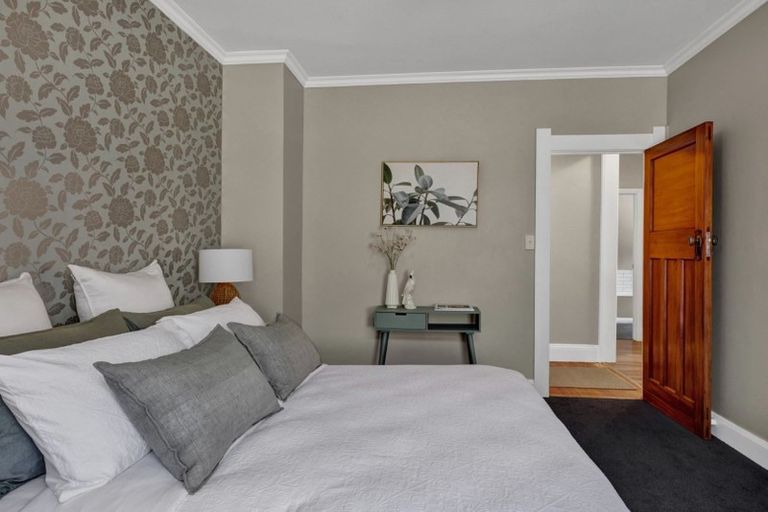 Photo of property in 95 Awanui Street, Merrilands, New Plymouth, 4312