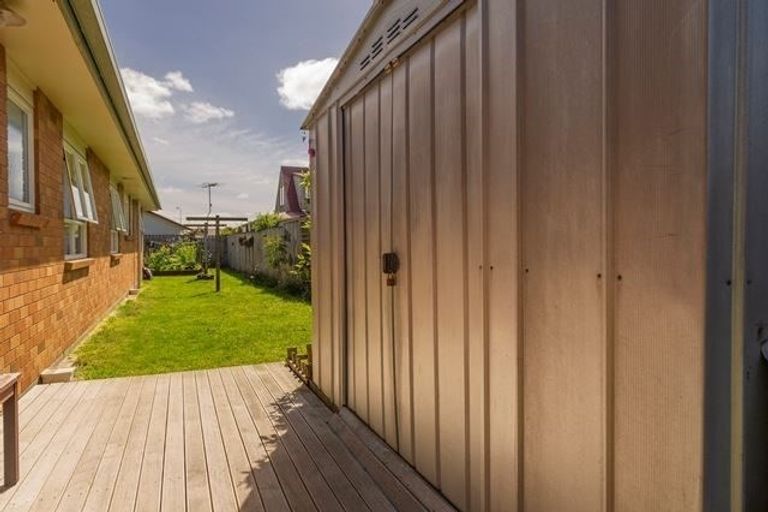 Photo of property in 18 Cholmondeley Crescent, Whitianga, 3510