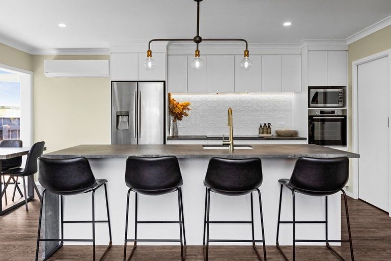 Photo of property in 86a King Street, Taradale, Napier, 4112