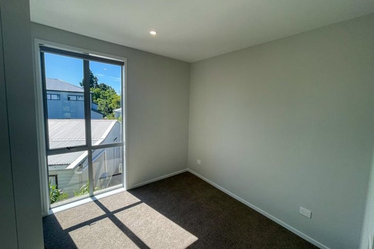 Photo of property in 4/51 Wharf Road, Te Atatu Peninsula, Auckland, 0610