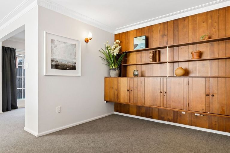 Photo of property in 2 Skye Place, Burnside, Christchurch, 8053