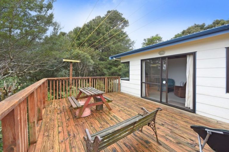 Photo of property in 75 Avro Road, Blue Mountains, Upper Hutt, 5371