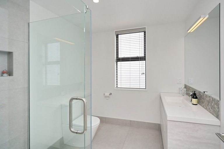 Photo of property in 2/201 Cashel Street, Christchurch Central, Christchurch, 8011