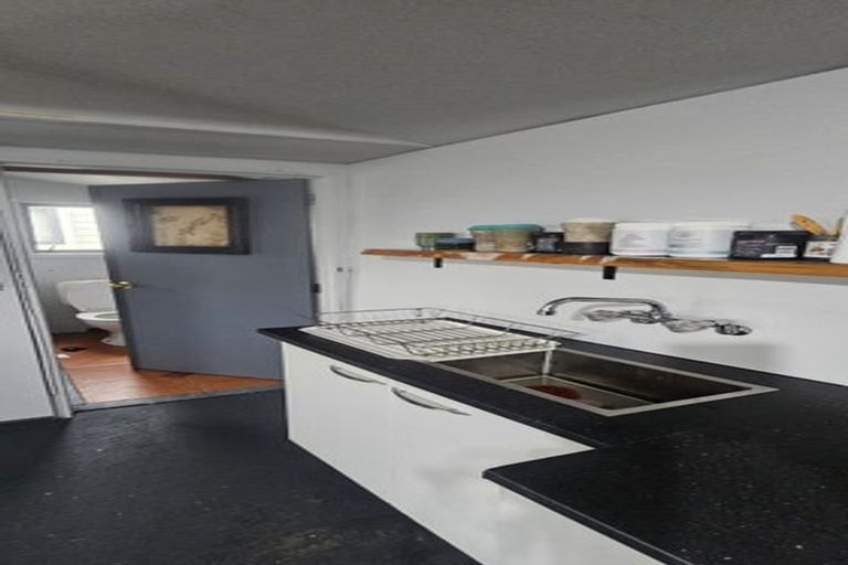 Photo of property in 31 Ruapehu Street, Castlecliff, Whanganui, 4501