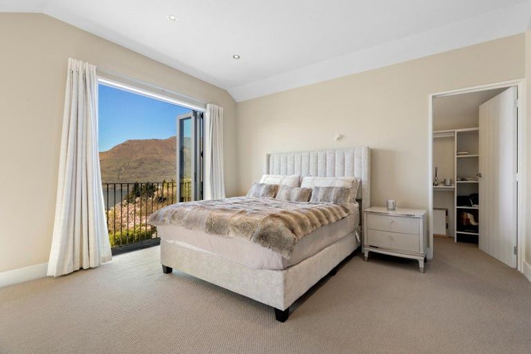 Photo of property in 34b Greenstone Place, Fernhill, Queenstown, 9300