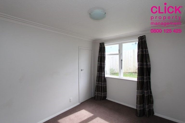 Photo of property in 27 Hanlon Street, Halfway Bush, Dunedin, 9010