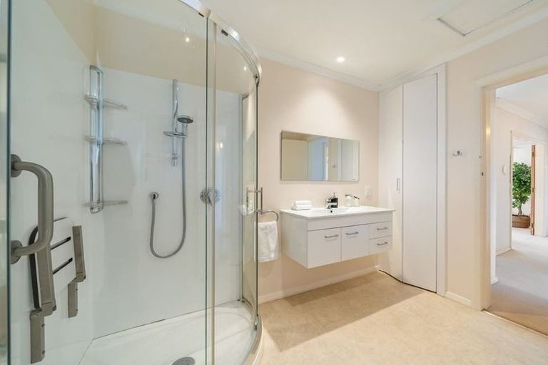 Photo of property in 6 Foster Street, Taita, Lower Hutt, 5011