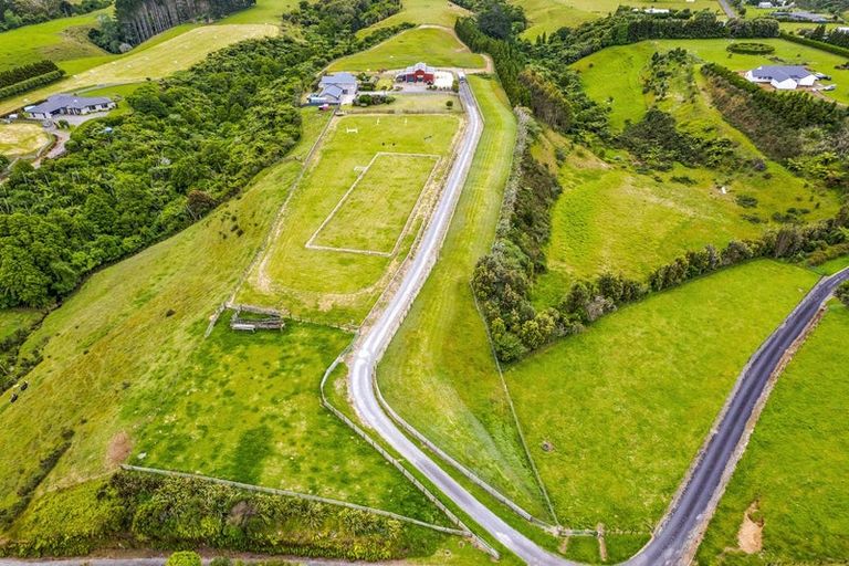 Photo of property in 292a Plymouth Road, Koru, New Plymouth, 4374