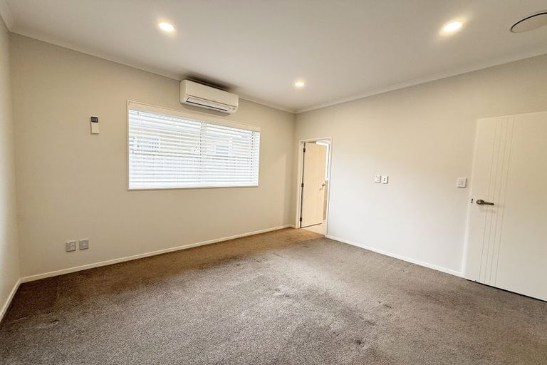 Photo of property in 33 Castlebane Drive, Flat Bush, Auckland, 2019