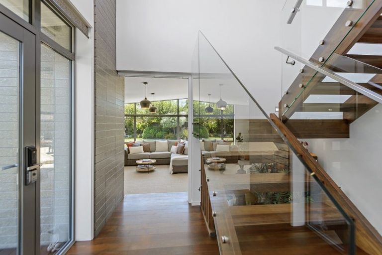 Photo of property in 10 Horseshoe Lake Road, Burwood, Christchurch, 8061