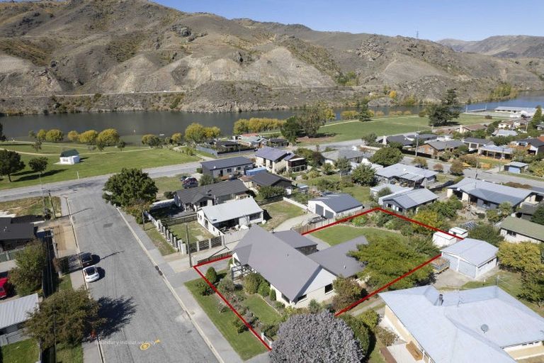 Photo of property in 14 Orient Street, Cromwell, 9310