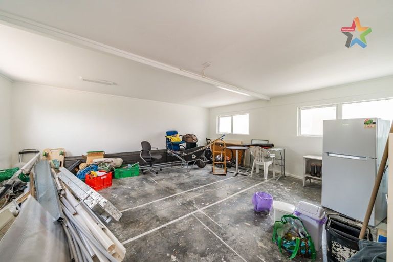 Photo of property in 76a Wai-iti Crescent, Woburn, Lower Hutt, 5010