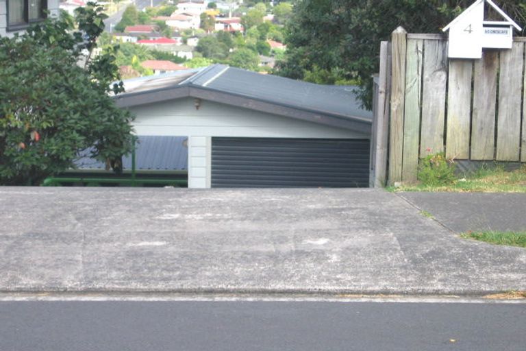 Photo of property in 1/4 Heathglen Place, Bayview, Auckland, 0629