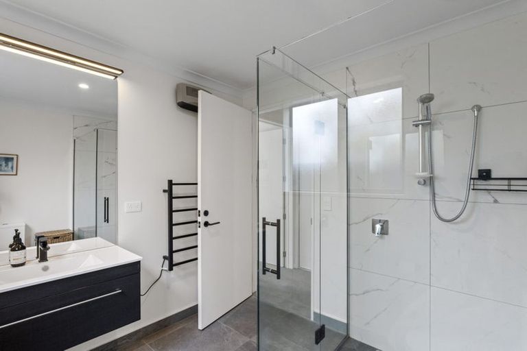 Photo of property in 31a Gamblins Road, Saint Martins, Christchurch, 8022