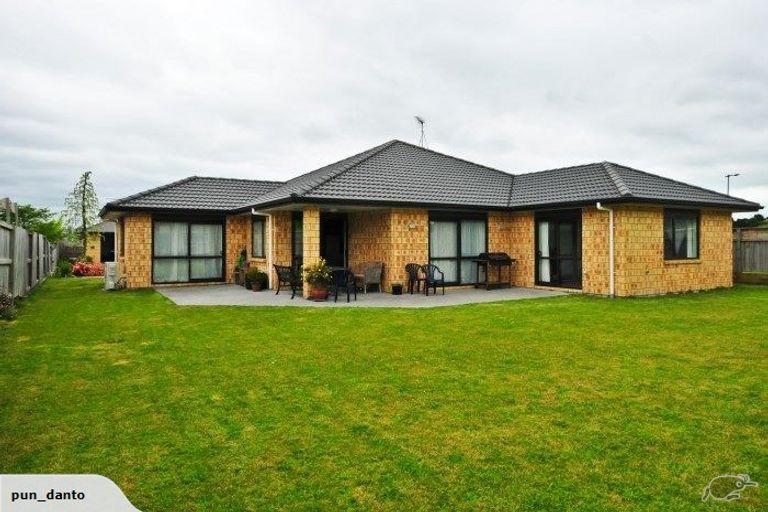 Photo of property in 111 Barrington Drive, Huntington, Hamilton, 3210