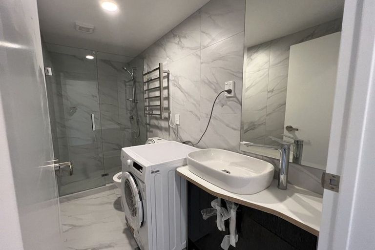 Photo of property in 15 Matukutureia Lane, Manurewa, 2102